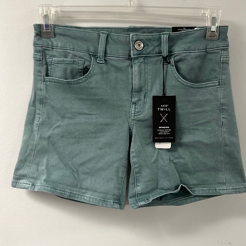 NWT American Eagle Low Rise Shorts